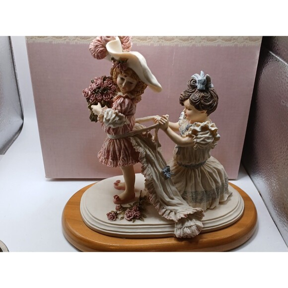 Retired Playing Bridesmaid H5500 Maud Humphrey Bogart Certificate In Box W/ COA - Picture 4 of 15